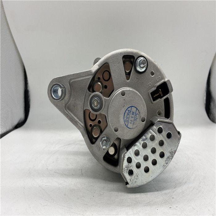 600-861-3610 l'escavatore Alternator 24V 30A si è adattato per 4D95L PC60-8 70-8 PC110-7-8 PC130-7-8