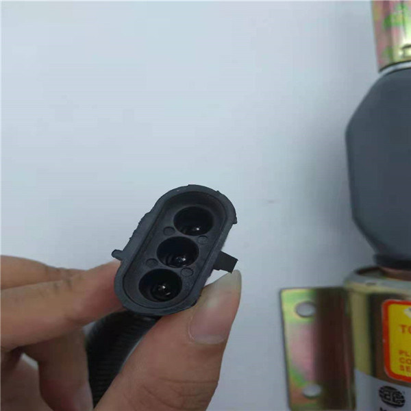 Misura dell'elettrovalvola a solenoide di 3926412 arresti per l'escavatore Engine Parts 24V di Cummins KOMATSU