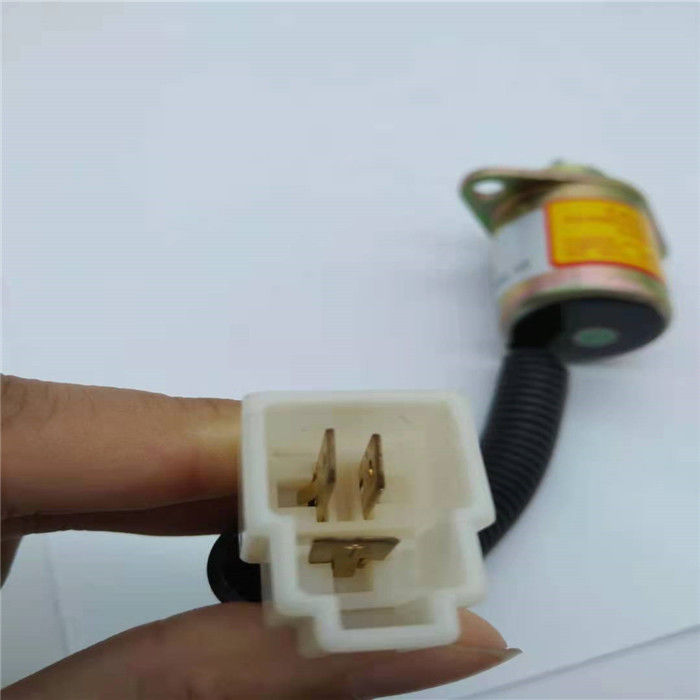 L'elettrovalvola a solenoide di arresto 1503ES-12A5UC5S SA-4569-T 17454-60010 misura il solenoide di arresto di Kubota