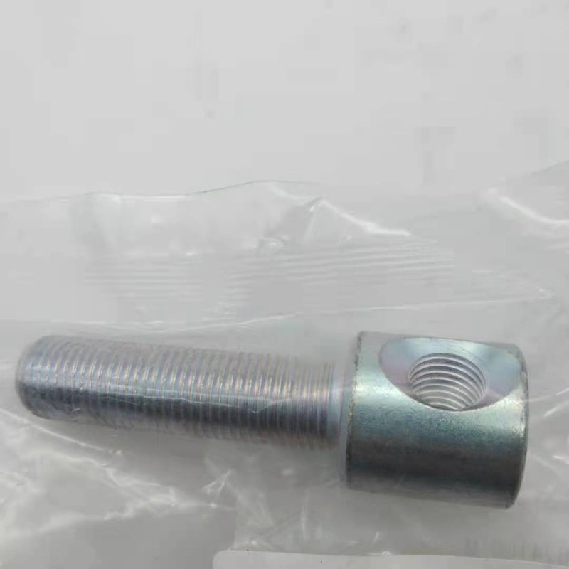 1-13674160-0 1136741600 l'escavatore Electrical Parts Screw che fa scorrere per ISUZU 6BG1 6BD1 6UZ1 regola il piatto