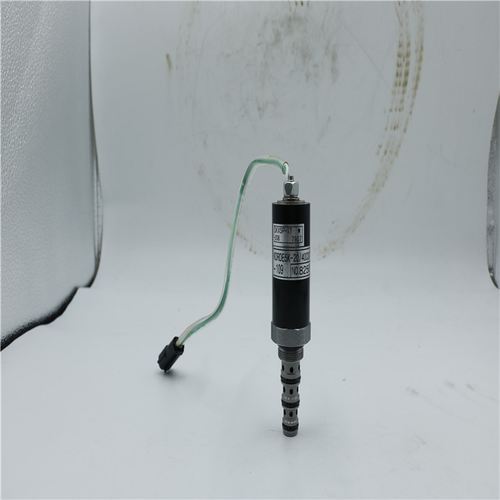 La singola elettrovalvola a solenoide della bobina di KDRDE5K-20 40C04-109 misura l'escavatore Hydraulic Pump di Volvo EC210